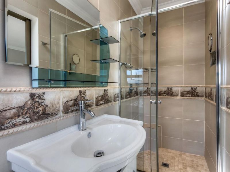 Incredible 3/4 BED FURNISHED CLUSTER - Photo 9