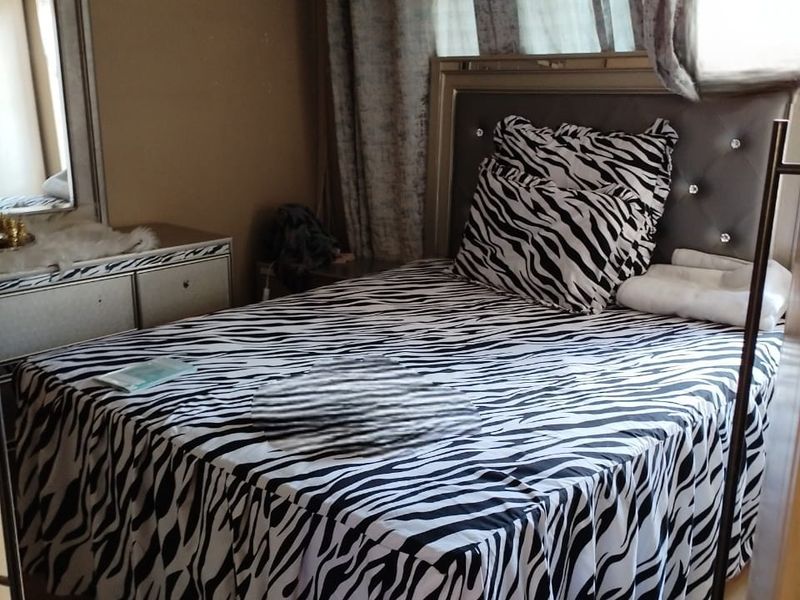 Family Home for Sale in Bakerton with flatlet - Photo 6