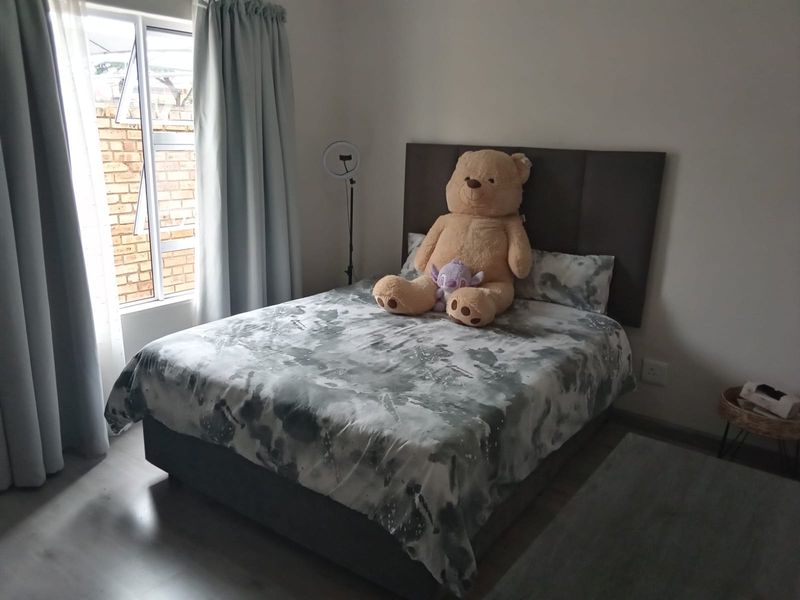 Sectional Title Pending Sale In Randburg - Photo 9