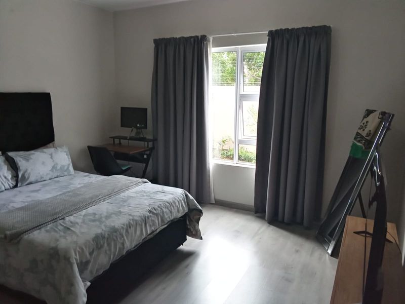 Sectional Title Pending Sale In Randburg - Photo 8