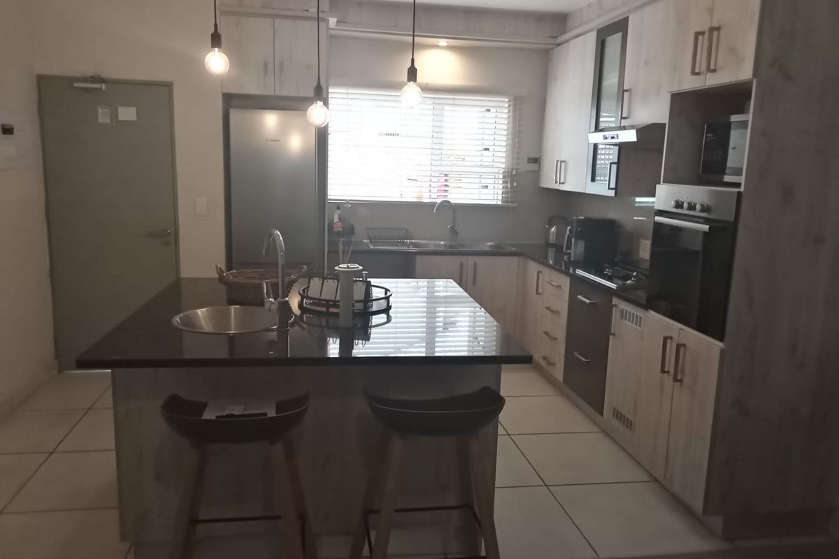 Sectional Title Pending Sale In Randburg - Photo 3