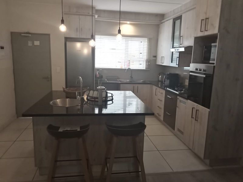 Sectional Title Pending Sale In Randburg - Photo 3