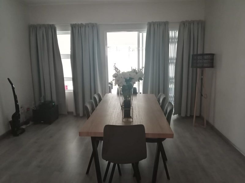 Sectional Title Pending Sale In Randburg - Photo 4