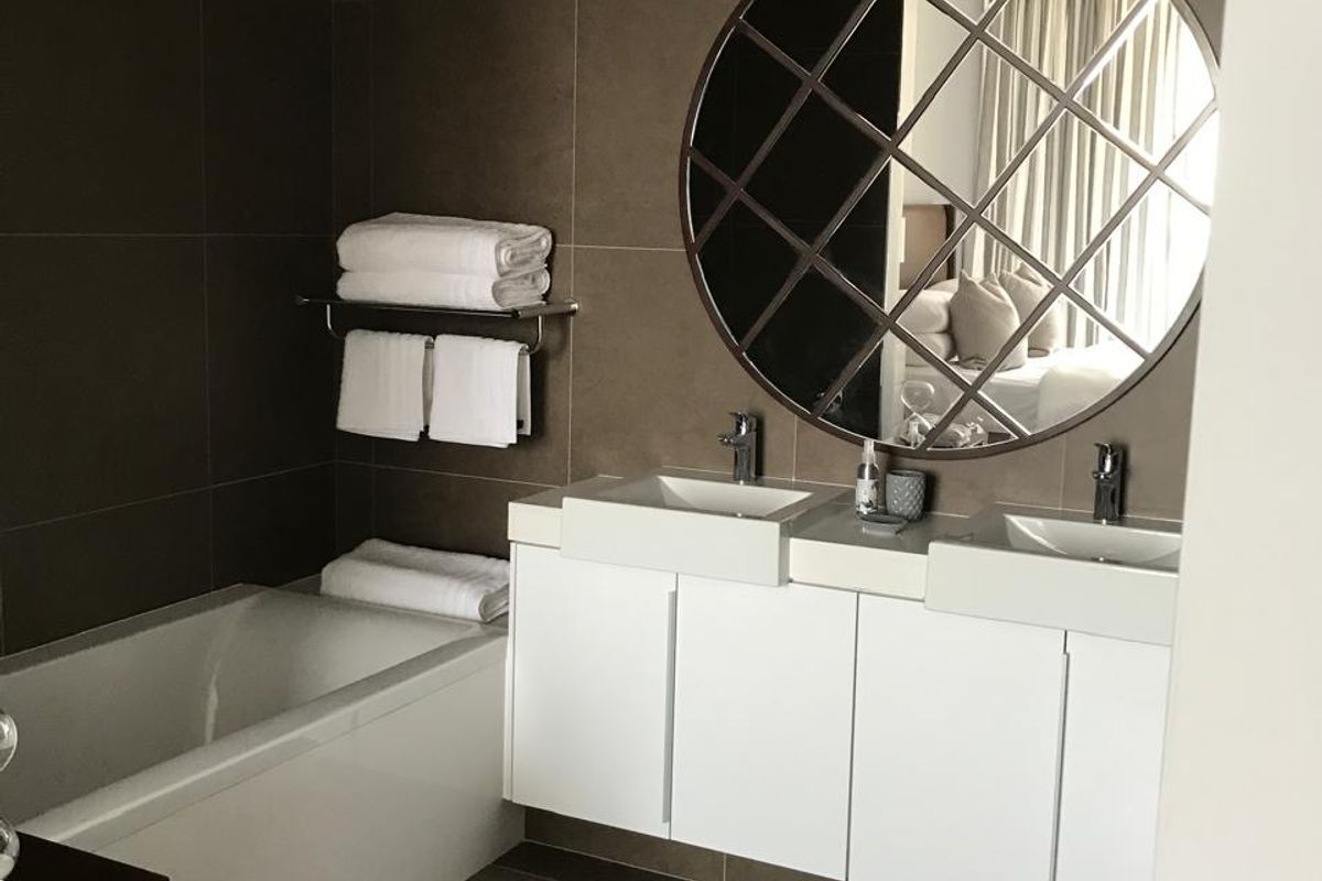 Furnished two bed two bath in Central Square - Photo 3