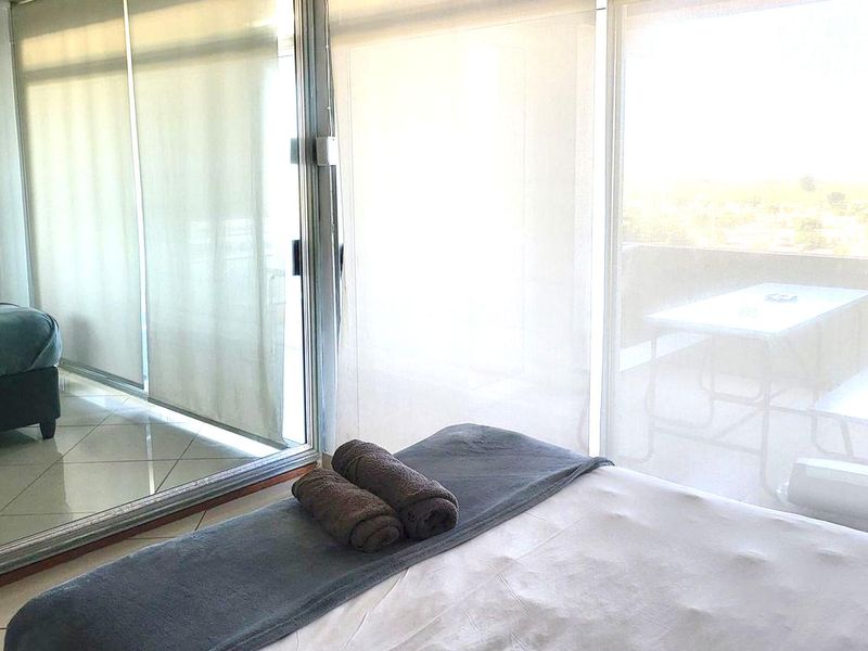 HUMEWOOD 2 BED 2 BATH APARTMENT FOR SALE - Photo 7