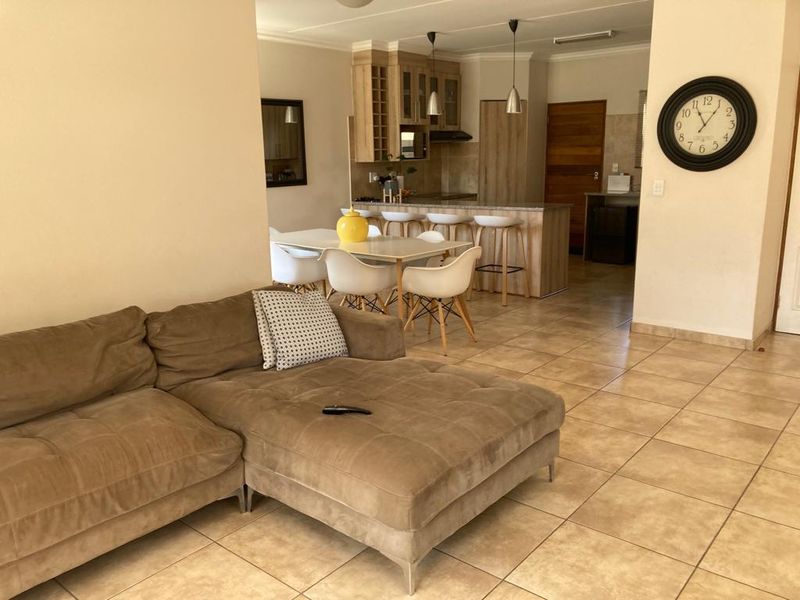 3 Bed House in Equestria - Photo 9