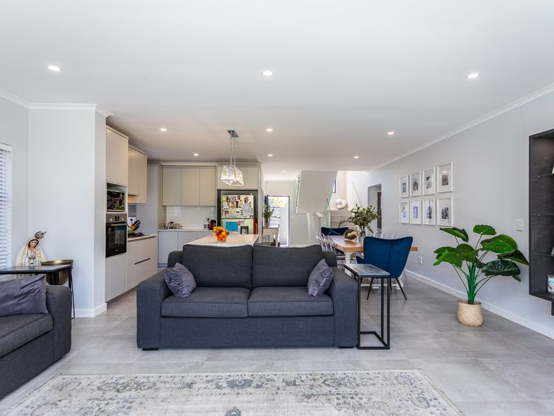 Step into the epitome of luxury and modern living with this impeccably maintained home - Photo 8