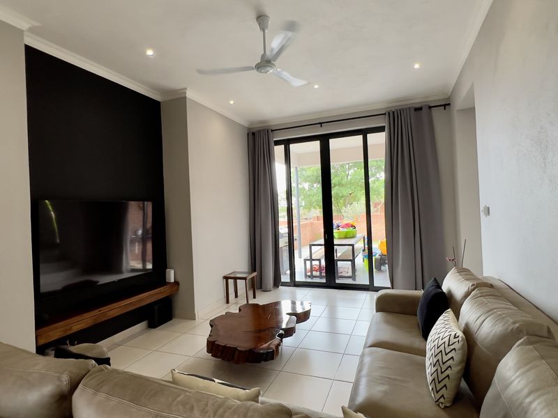4 BEDROOM HOUSE IN SECURE ESTATE - Photo 6