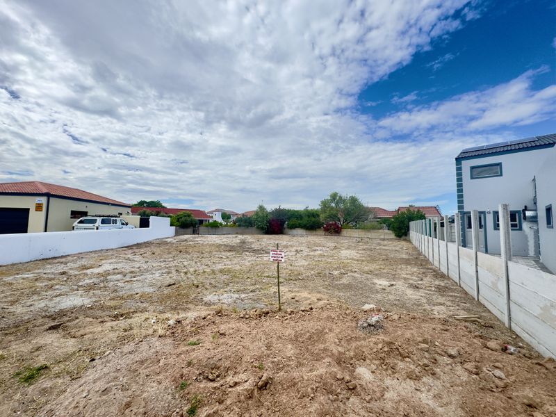 Prime 579 m2 Vacant Land for Sale in Port Owen – Secure Private Crescent Near the Marina - Photo 8
