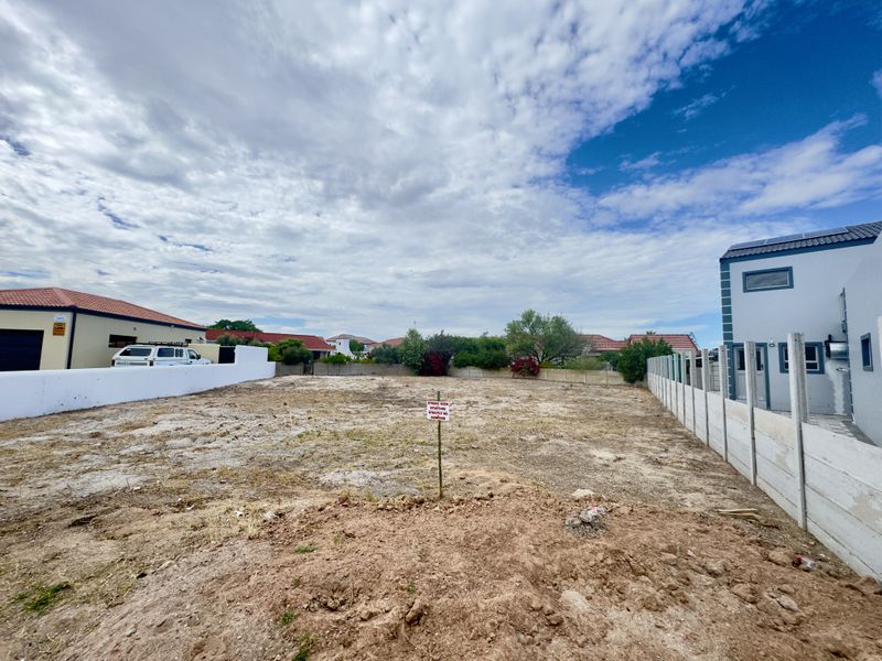 Prime 579 m2 Vacant Land for Sale in Port Owen – Secure Private Crescent Near the Marina - Photo 6