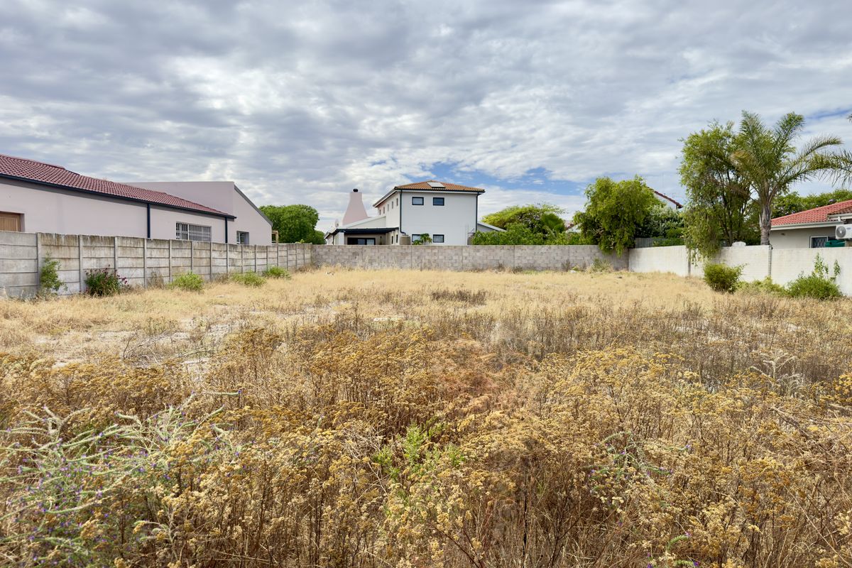 Build Your Ideal Coastal Home – 670 m2 Vacant Stand for Sale in Port Owen Near the Berg River - Photo 5