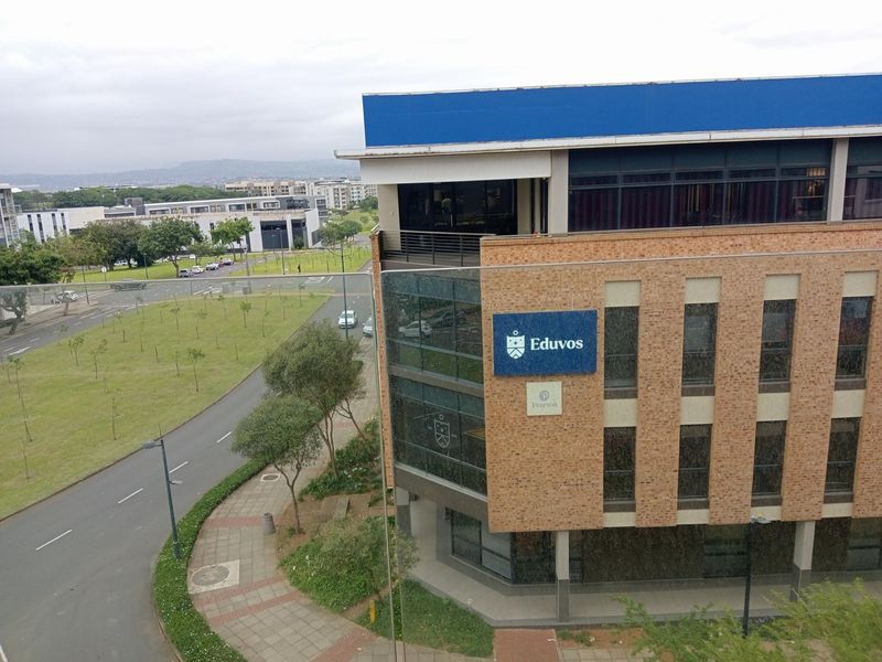 Stunning one bedroom unit located in Umhlanga ridge. - Photo 10