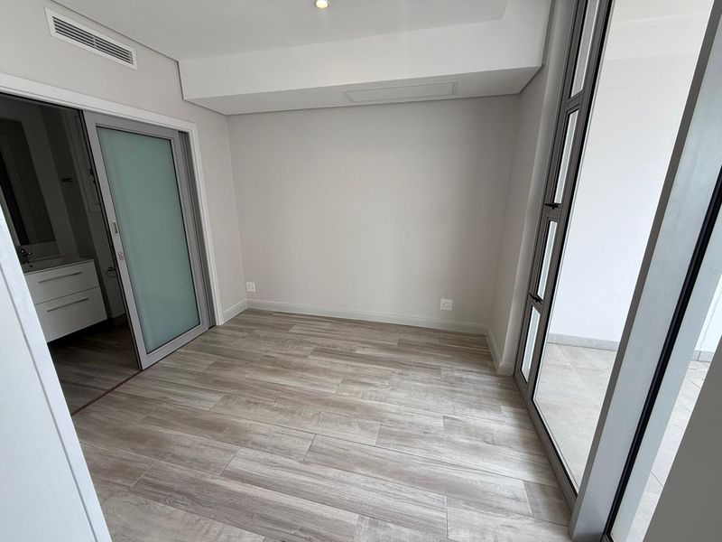 Stunning ocean view apartment at the Oceans Residence - Photo 10