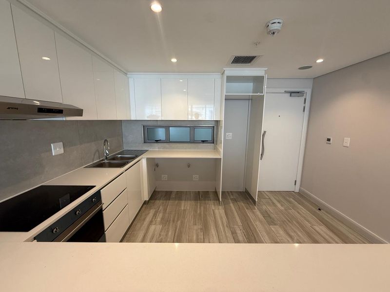 Stunning ocean view apartment at the Oceans Residence - Photo 6