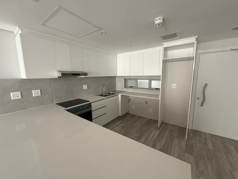 Stunning ocean view apartment at the Oceans Residence - Photo 5