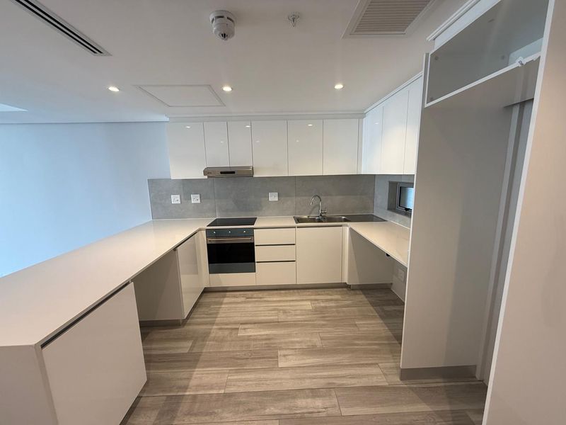 Stunning ocean view apartment at the Oceans Residence - Photo 3