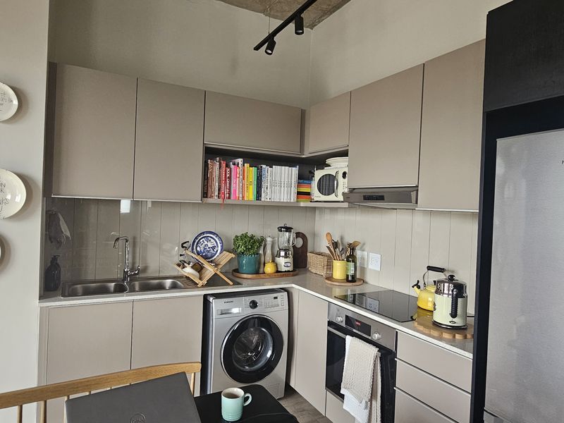 Modern Comfort Meets Secure City Living – Unit 9 at The Lineal, Sandton - Photo 3