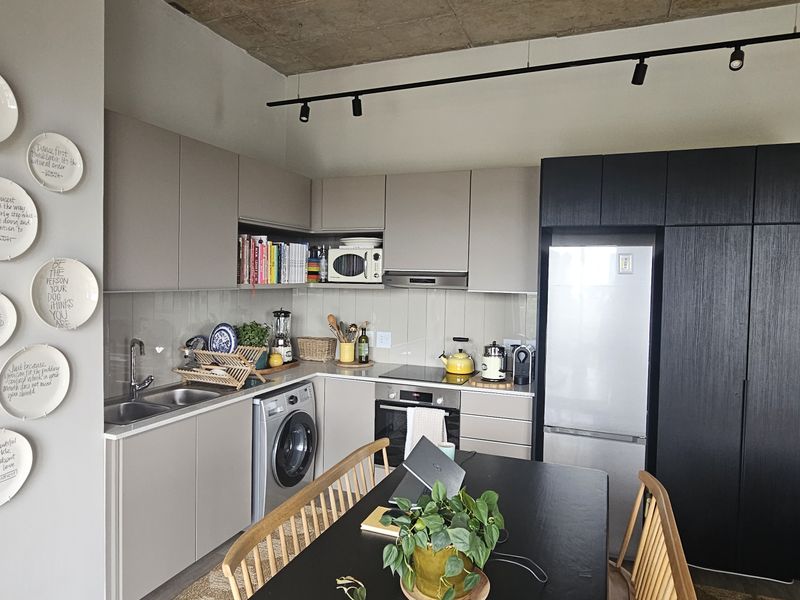 Modern Comfort Meets Secure City Living – Unit 9 at The Lineal, Sandton - Photo 2