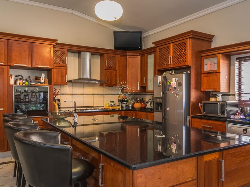 Exceptional 87.5 ha Investment Property for Sale in Zuurplaat - Rustenburg. - Photo 5