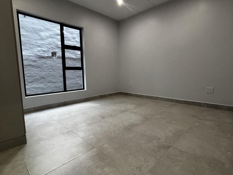 WOW MODERN -BRAND NEW 2 BED 2 BATH - Photo 9