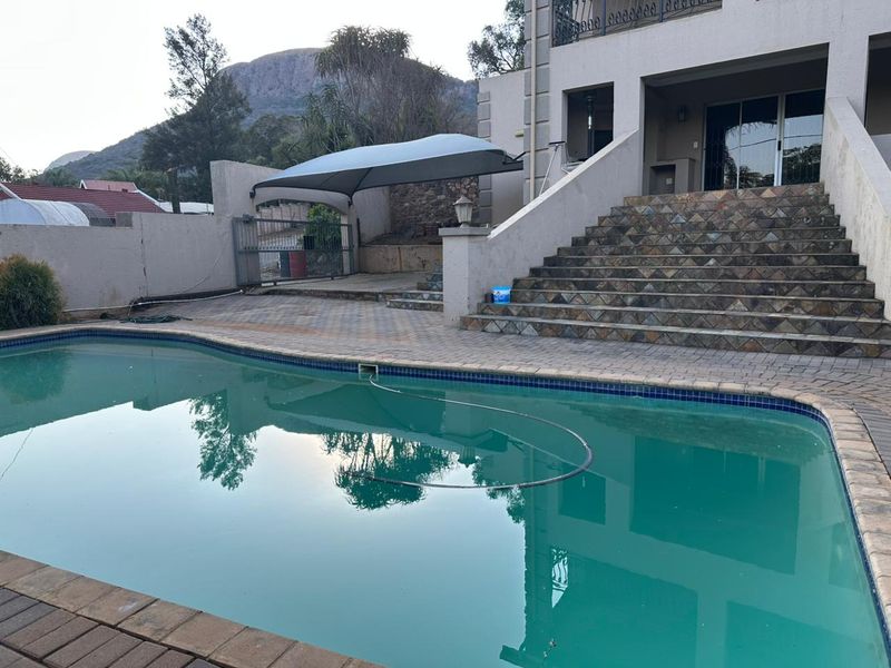 Spacious 4-Bedroom Family Home on a Corner Stand in Schoemansville, Hartbeespoort - Photo 3