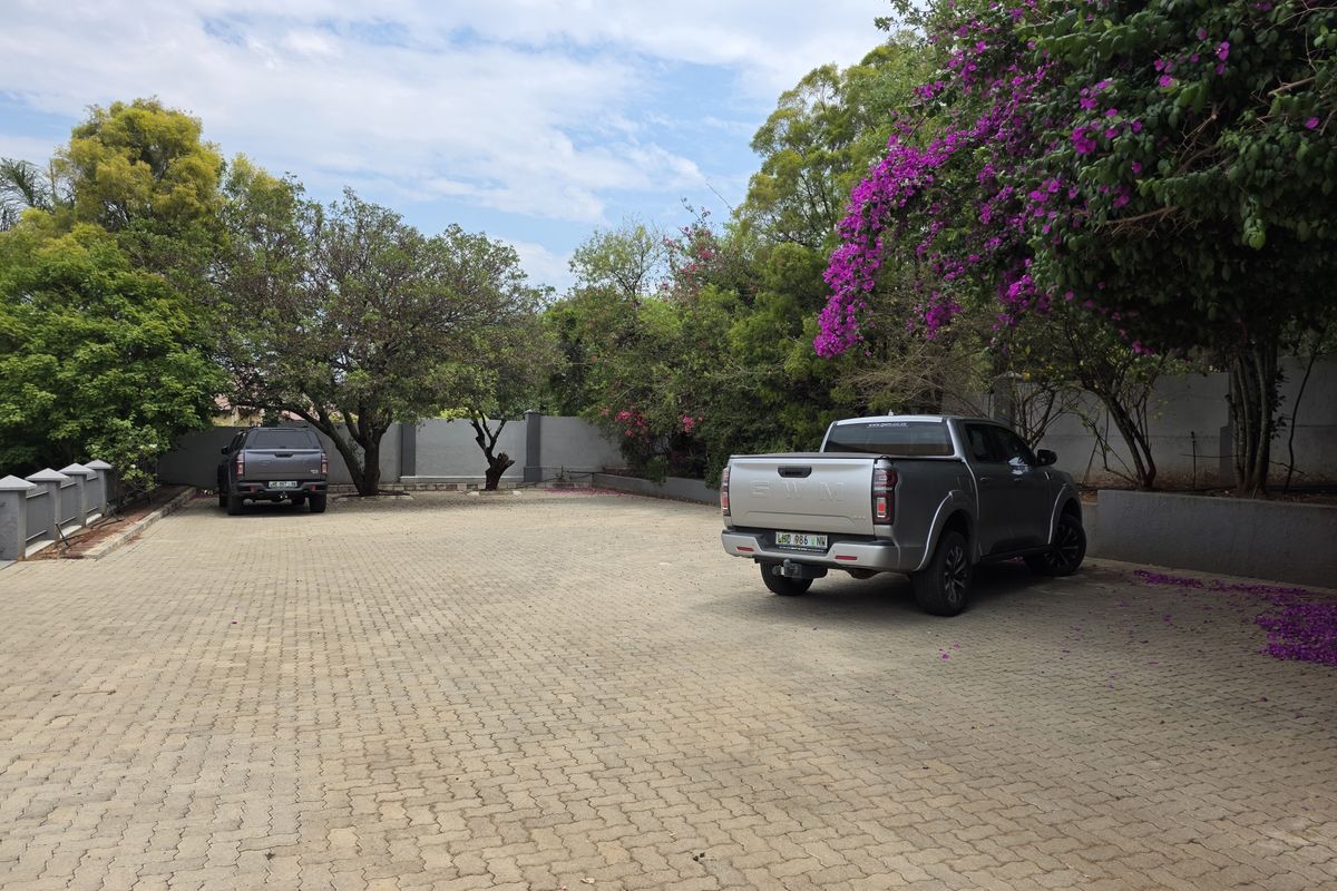 Prime Development & Investment Opportunity in the Heart of Schoemansville, Hartbeespoort! - Photo 4