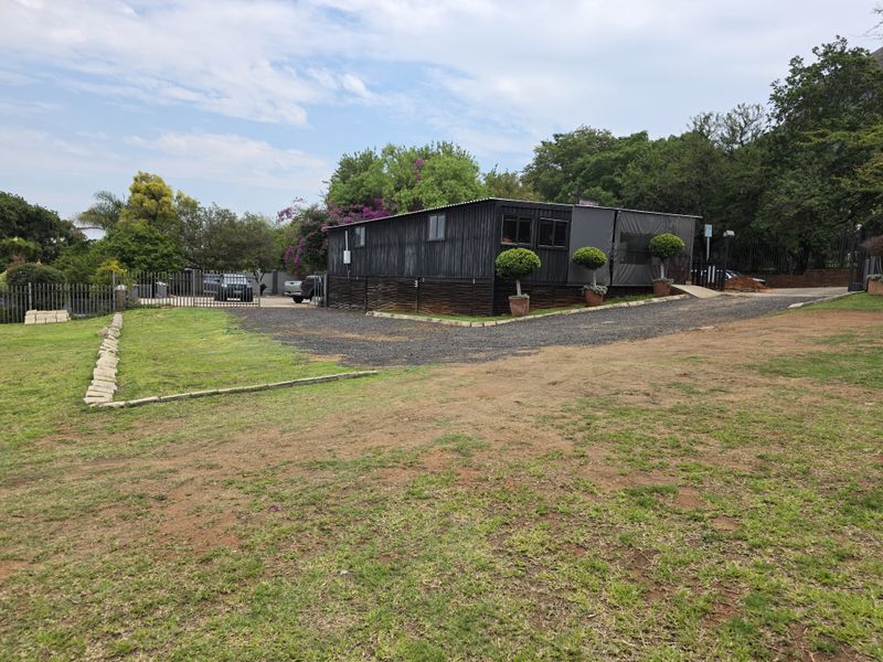 Rare Opportunity! Prime 1450 sqm Vacant Stand in Schoemansville, Hartbeespoort - Photo 3