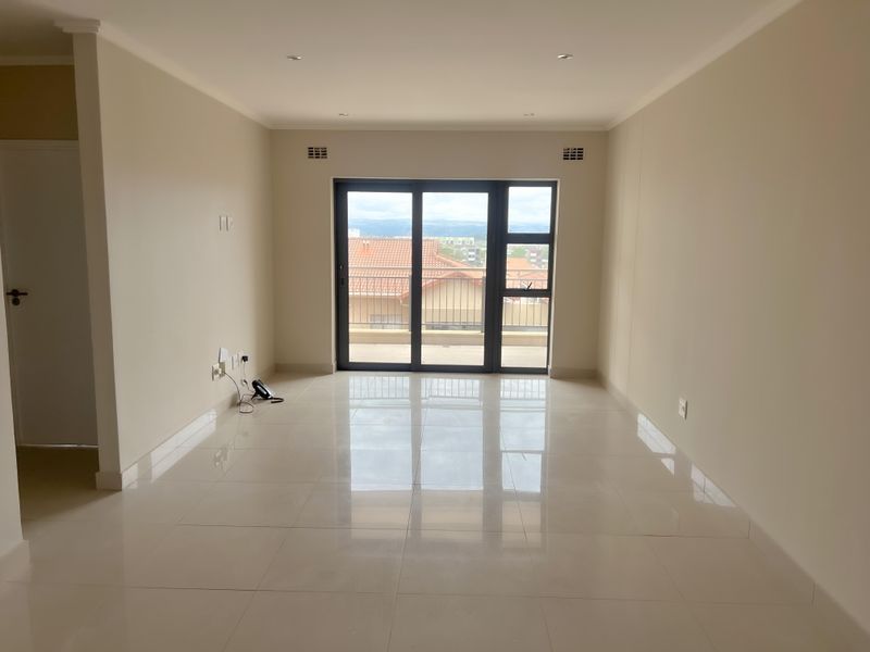 Modern 2 Bed, 2 Bath Apartment in Umhlanga Ridge Town Central - Photo 5