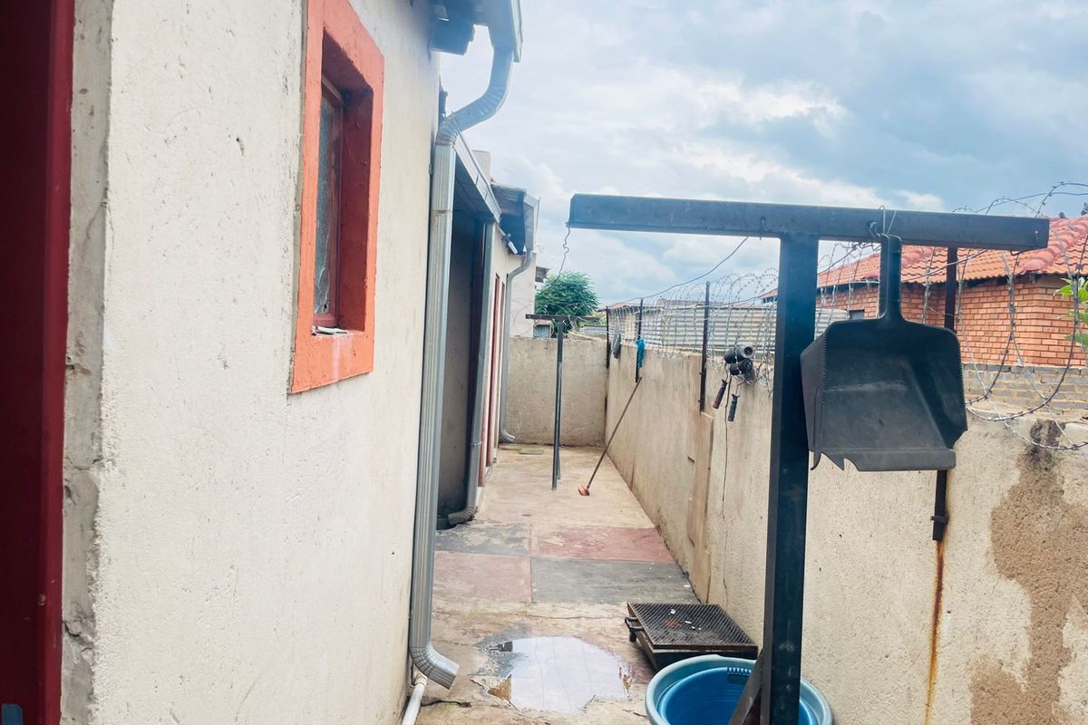 ATTENTION CASH BUYERS ONLY - Photo 5