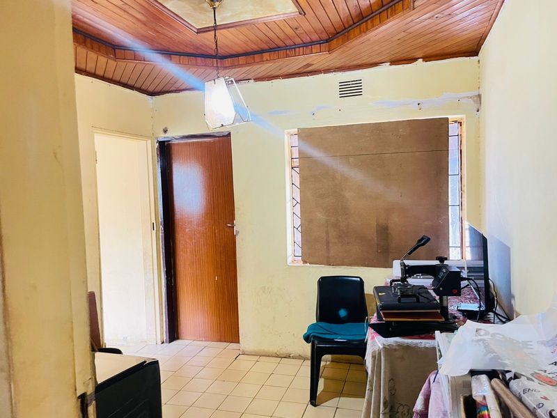 SOLE AND EXCUSIVE MANDATE - Photo 5