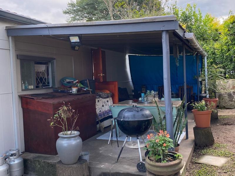 IMMACULATE UNIT FOR SALE - WITH CHARACTER - Photo 9