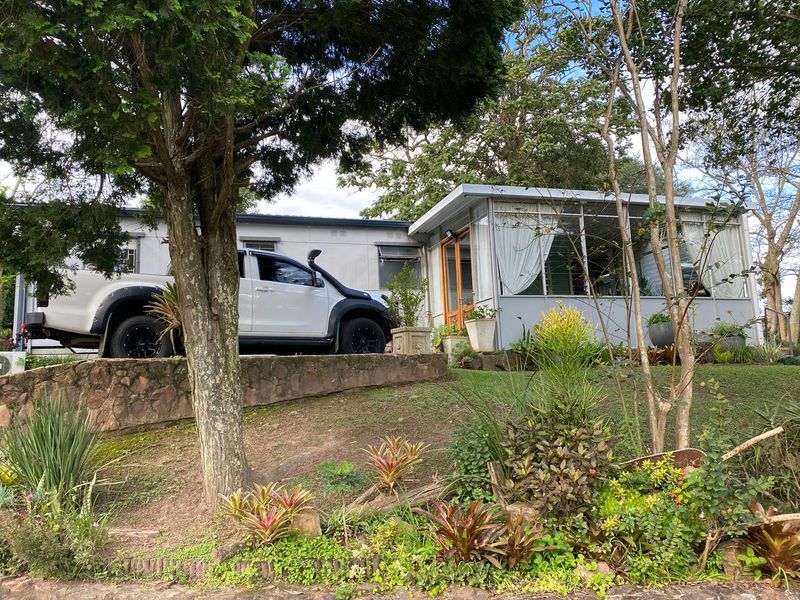 IMMACULATE UNIT FOR SALE - WITH CHARACTER - Photo 1