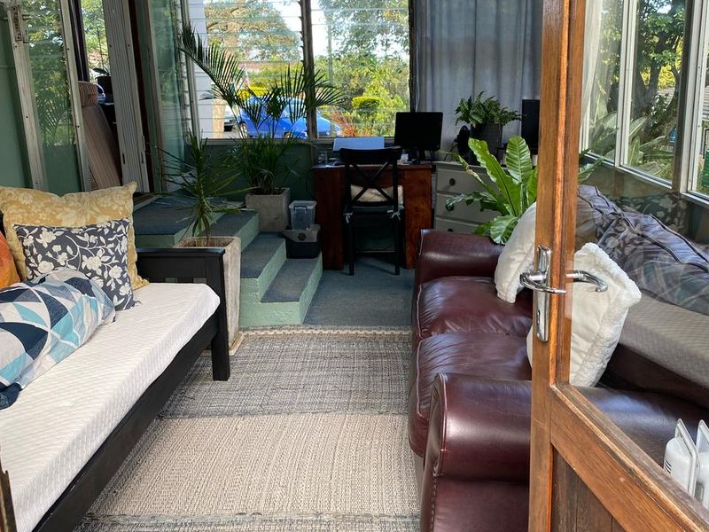 IMMACULATE UNIT FOR SALE - WITH CHARACTER - Photo 5