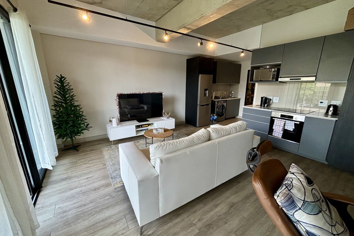Spacious one bed for sale in Sandton - Photo 2