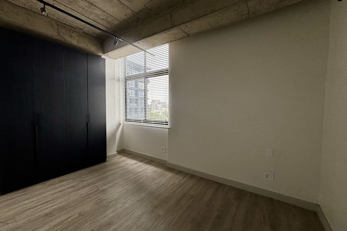 Investment One Bed for Sale in Sandton - Photo 5