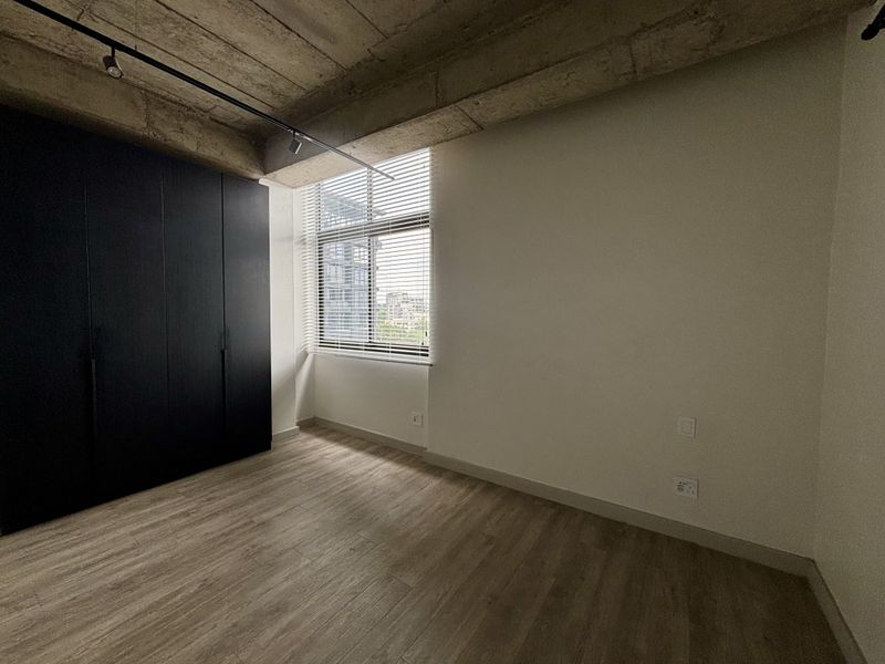 Investment One Bed for Sale in Sandton - Photo 5