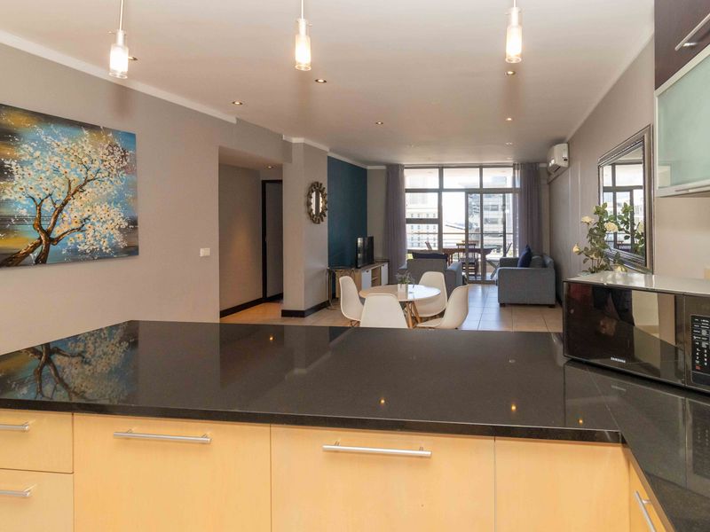 Spacious 1 & 2 Bedroom Units + Penthouses - Photo 5