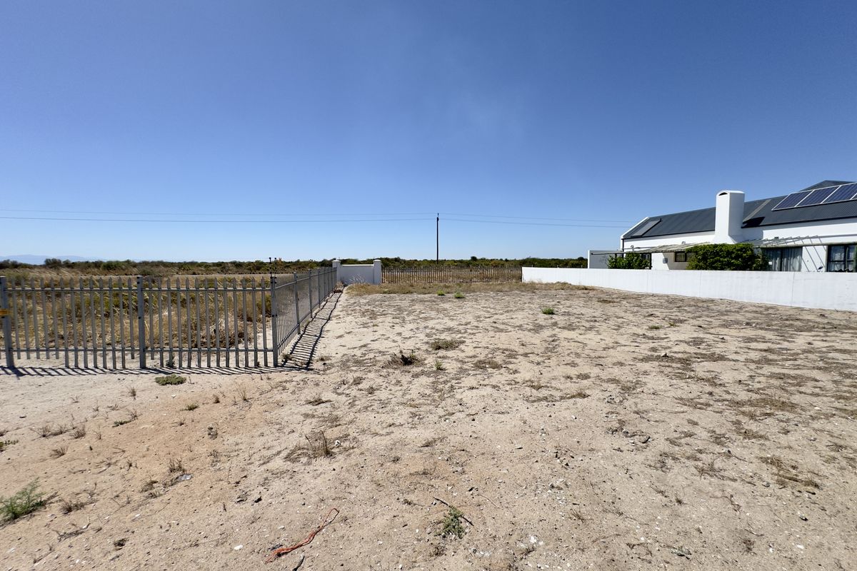 Build Your Coastal Home in Secure Atlantic Sands North – 506 m2 Vacant Stand Near the Beach - Photo 3