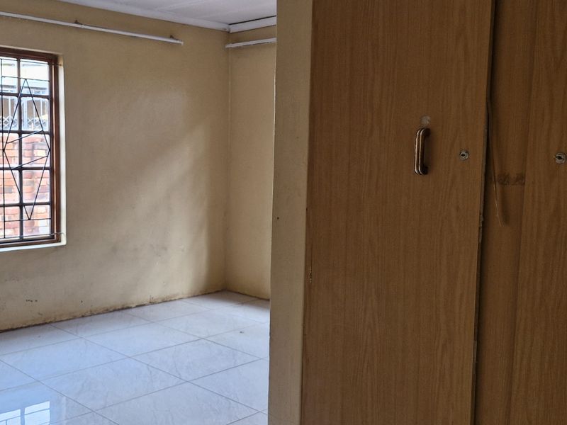 3-Bedroom House to Rent – Mamelodi Ext 4 for R6000 - Photo 10