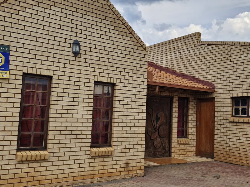 3-Bedroom House to Rent – Mamelodi Ext 4 for R6000 - Photo 3
