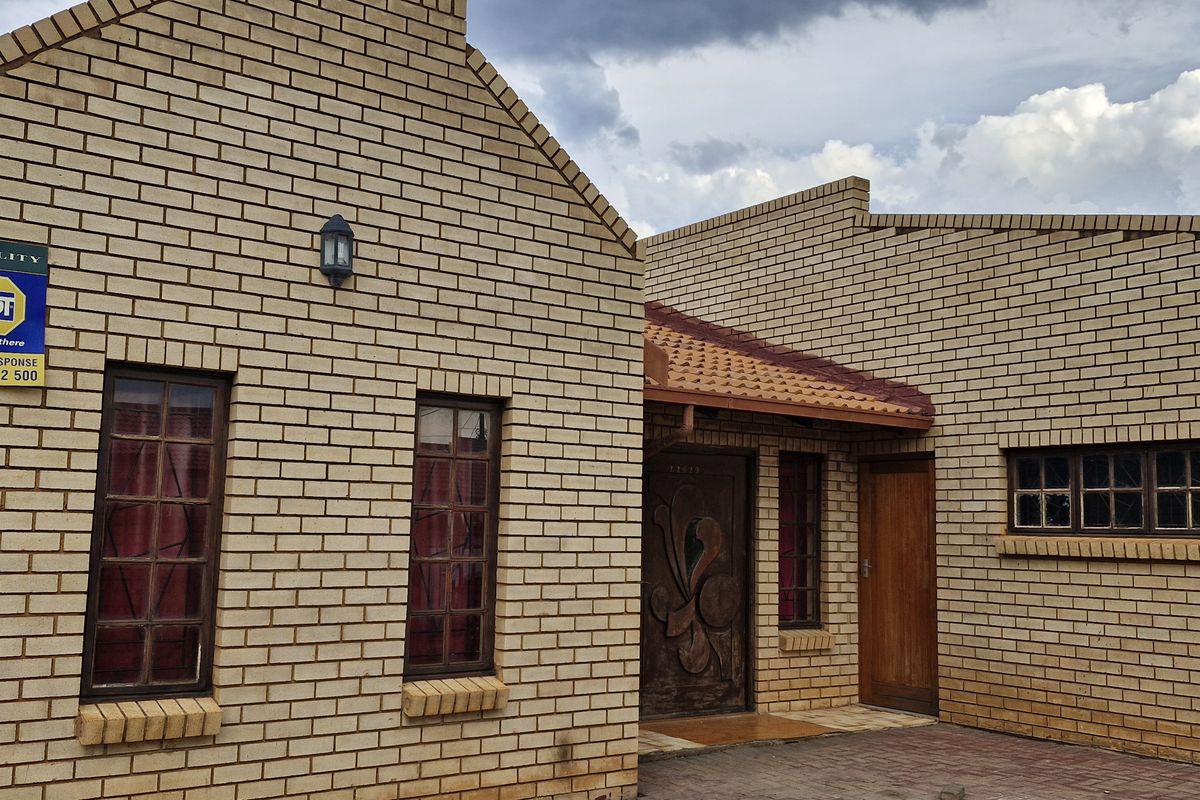 3-Bedroom House to Rent – Mamelodi Ext 4 for R6000 - Photo 4