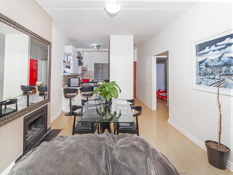 Modern Morningside 2 bed , 2 Bath Apartment in Prime Location - Photo 7