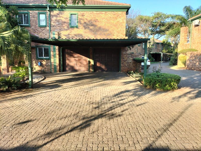 Modern 3-Bedroom Home for Sale in Water Park Complex, Brits – Stylish, Comfortable & Perfectly Locat - Photo 2