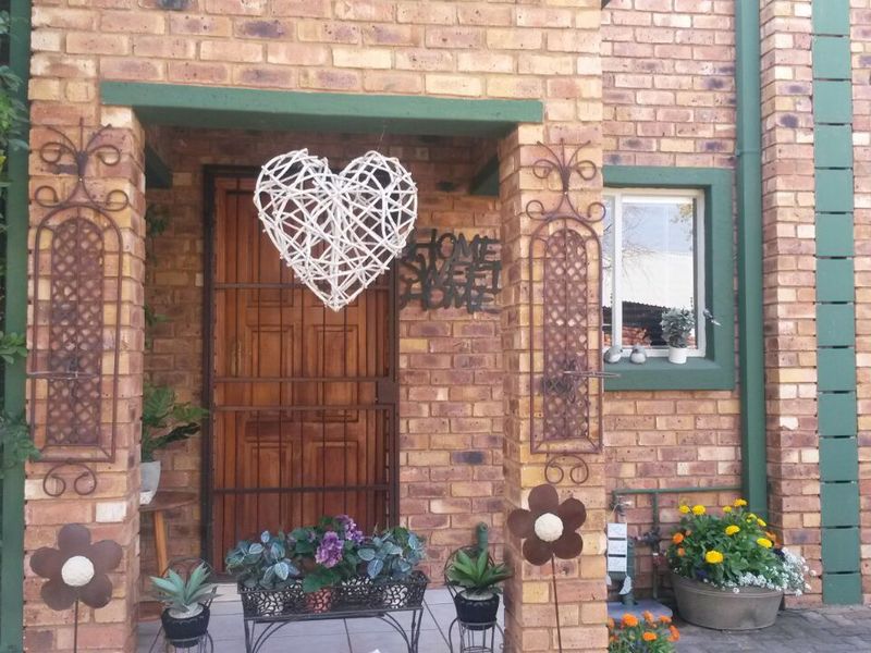 Modern 3-Bedroom Home for Sale in Water Park Complex, Brits – Stylish, Comfortable & Perfectly Locat - Photo 5