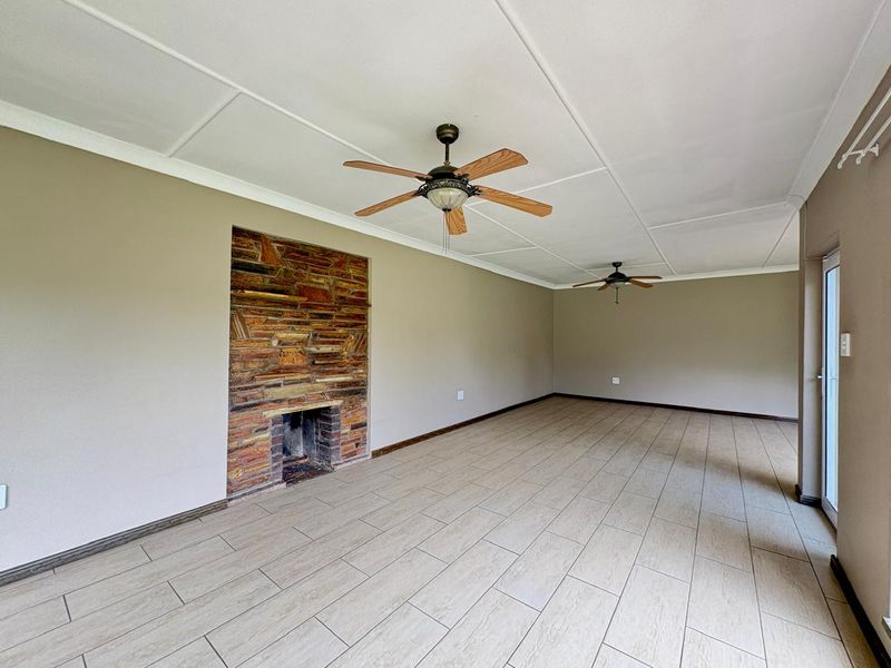 Stunning 3-Bedroom Family Home for Sale in Sonneveld Estate - Photo 9