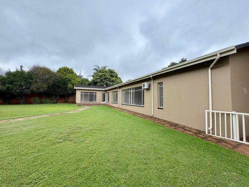 Stunning 3-Bedroom Family Home for Sale in Sonneveld Estate - Photo 5