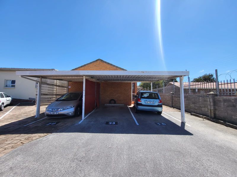 Modern 1 Bedroom Renovated Unit in Secure Retirement Village - Photo 10