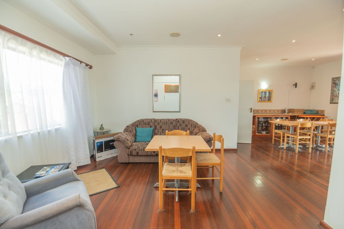 NEW LISTING Prime Investment Opportunity in Humewood, Port Elizabeth - Photo 5