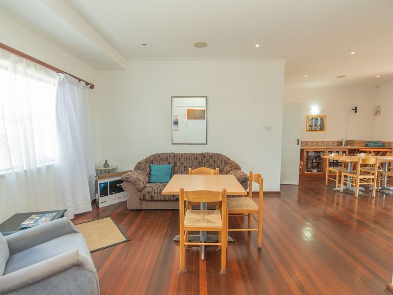 NEW LISTING Prime Investment Opportunity in Humewood, Port Elizabeth - Photo 5