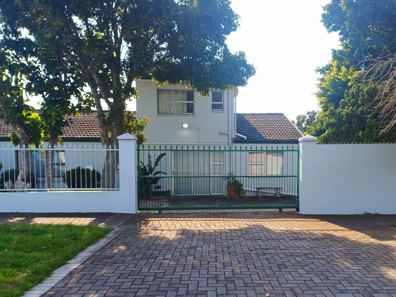 NEW LISTING Prime Investment Opportunity in Humewood, Port Elizabeth - Photo 1